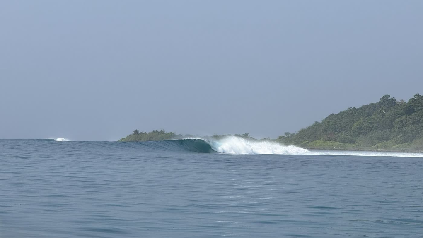 גלים מושלמים